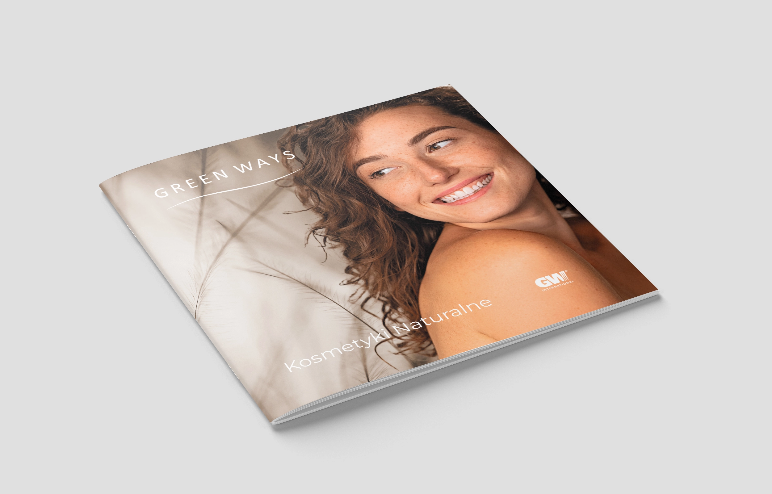 kosmetika-katalog-mockup-1pl_986365379d608a3dc.jpg